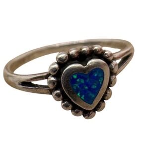 Shube Sterling Silver Blue Faux Opal Heart Ring Beaded‎ Border Size 6.5